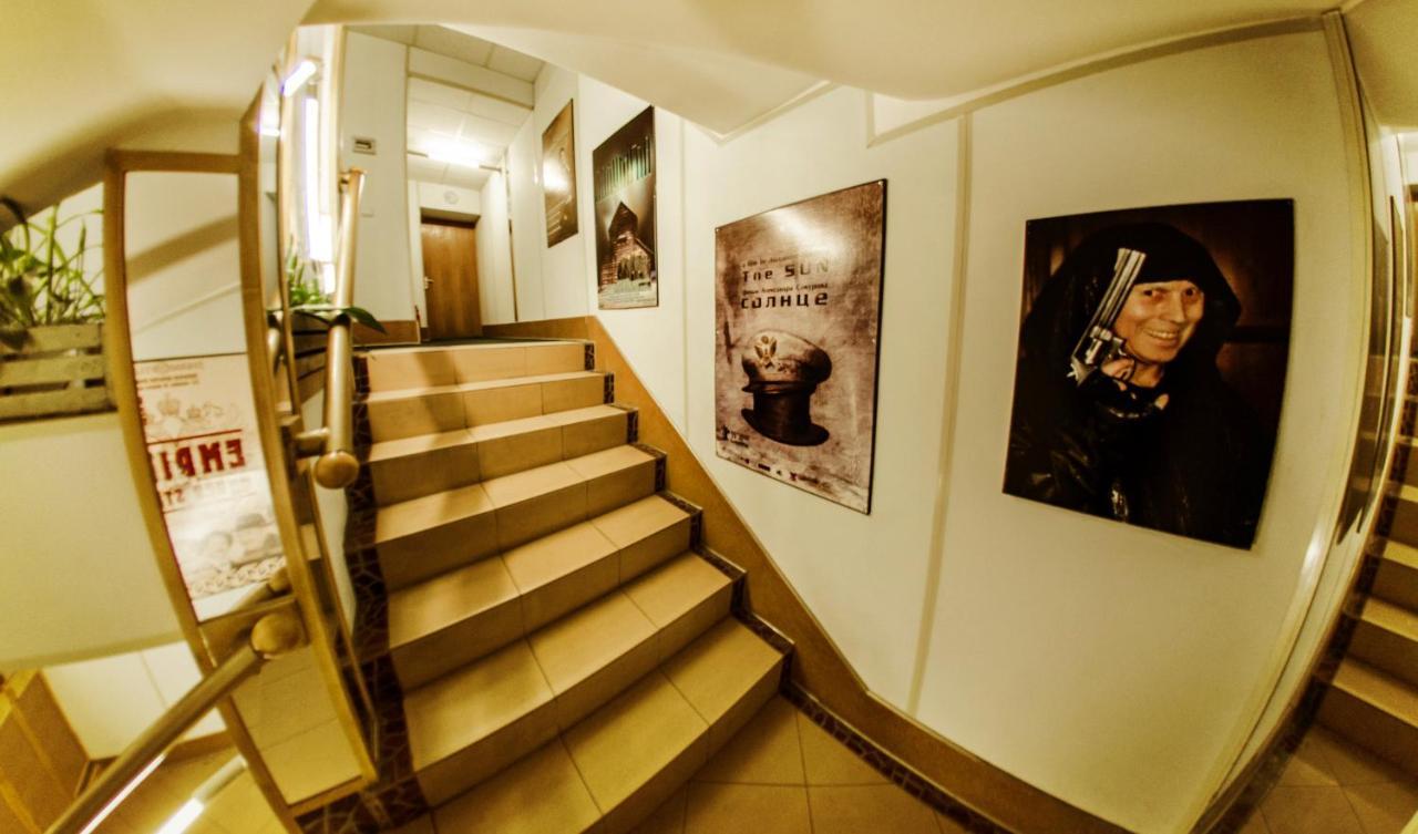斯瓦罗格电影酒店 聖彼得堡 外观 照片